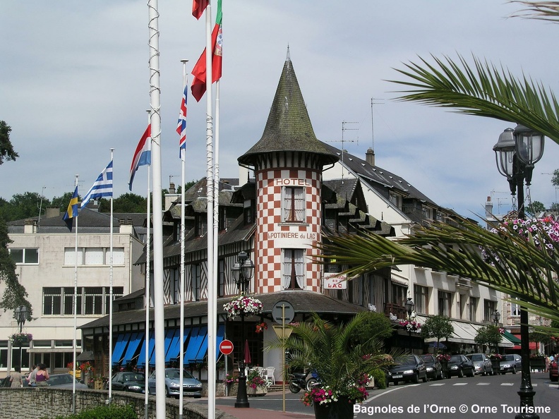 Bagnoles-de-l-Orne-cphoto-Orne-Tourisme.jpg