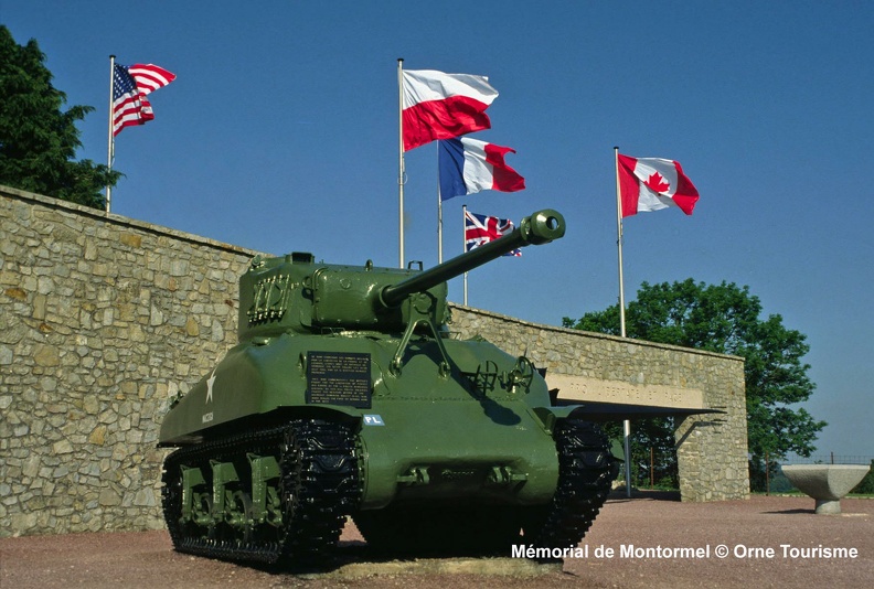 Memorial-de-montormel-cphoto-Orne-Tourisme.jpg