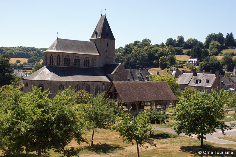 Lonlay-l'Abbaye.jpg