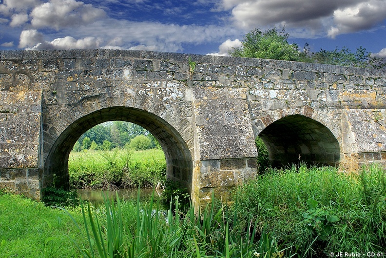 Pont Catinat Mauves sur Huisne